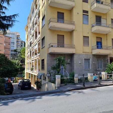 Апартаменти Casa Stella Centro Foce Санремо Екстер'єр фото